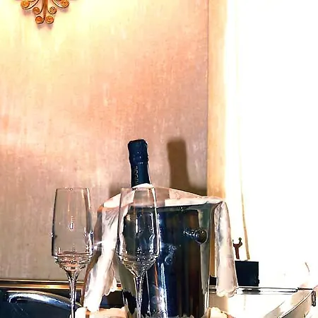 Hotel&ristorante Miramonti Palazzo Storico Ξενοδοχείο Ριέτι