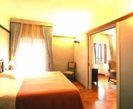 Hotel&ristorante Miramonti Palazzo Storico Ξενοδοχείο 4*