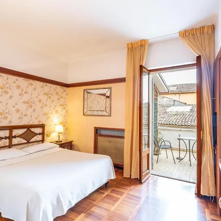 Ξενοδοχείο Hotel&ristorante Miramonti Palazzo Storico Ριέτι