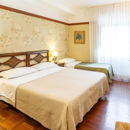 Hotel&ristorante Miramonti Palazzo Storico 4*