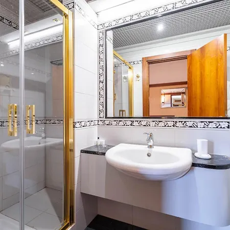 Hotel&ristorante Miramonti Palazzo Storico 4* Rieti