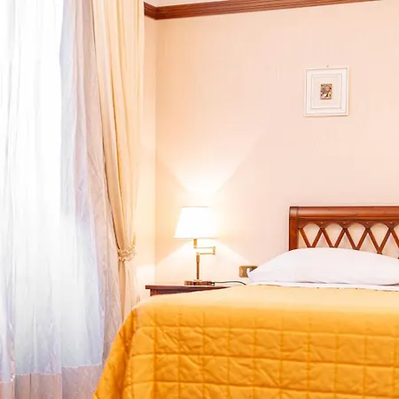 Hotel&ristorante Miramonti Palazzo Storico Ξενοδοχείο