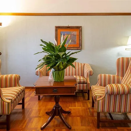 Ξενοδοχείο Hotel&ristorante Miramonti Palazzo Storico Ριέτι