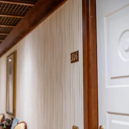 Hotel&ristorante Miramonti Palazzo Storico Ξενοδοχείο 4*