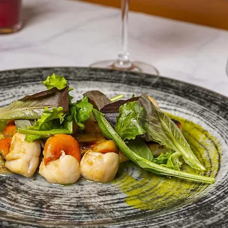 Ξενοδοχείο Hotel&ristorante Miramonti Palazzo Storico 4*