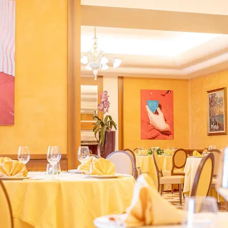 Hotel&ristorante Miramonti Palazzo Storico Hotel