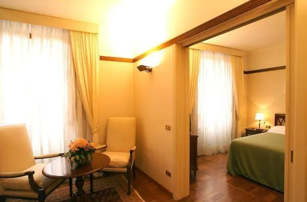 Hotel Hotel&ristorante Miramonti Palazzo Storico 4*