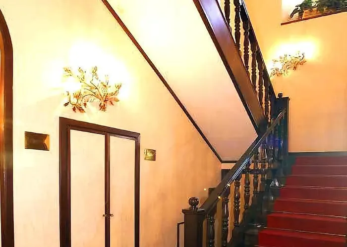 Hotel&ristorante Miramonti Palazzo Storico 4*