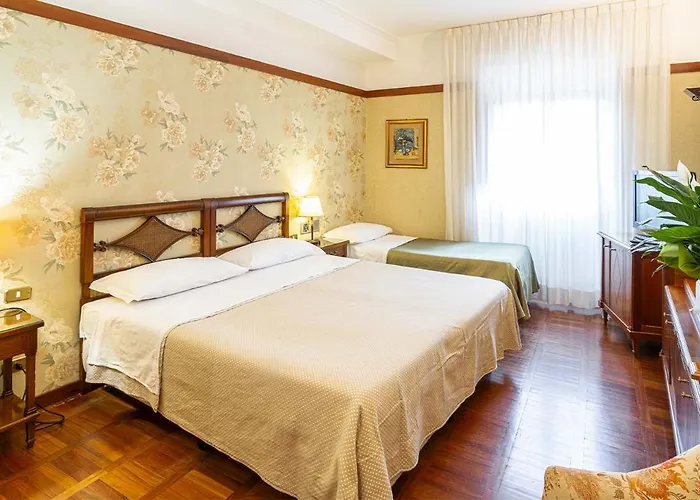 Hotel&ristorante Miramonti Palazzo Storico 4*