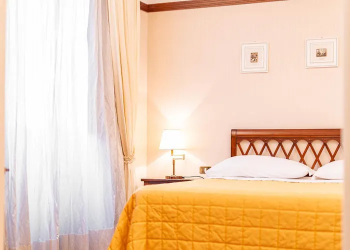 Hotel&ristorante Miramonti Palazzo Storico Hotel