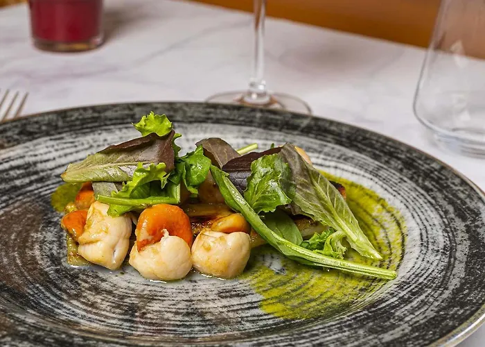 Hotel Hotel&ristorante Miramonti Palazzo Storico 4*