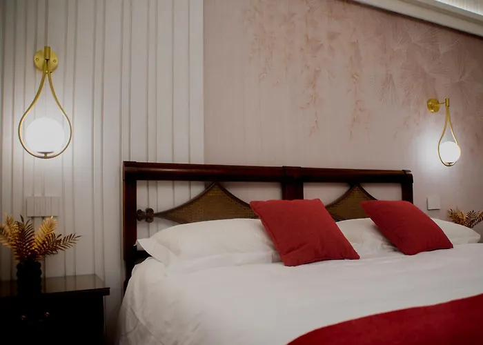 Hotel&ristorante Miramonti Palazzo Storico Hotel